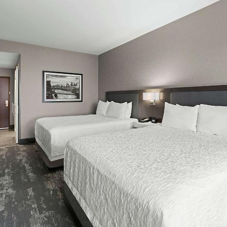 Hampton Inn & Suites Spokane Downtown-South Екстер'єр фото