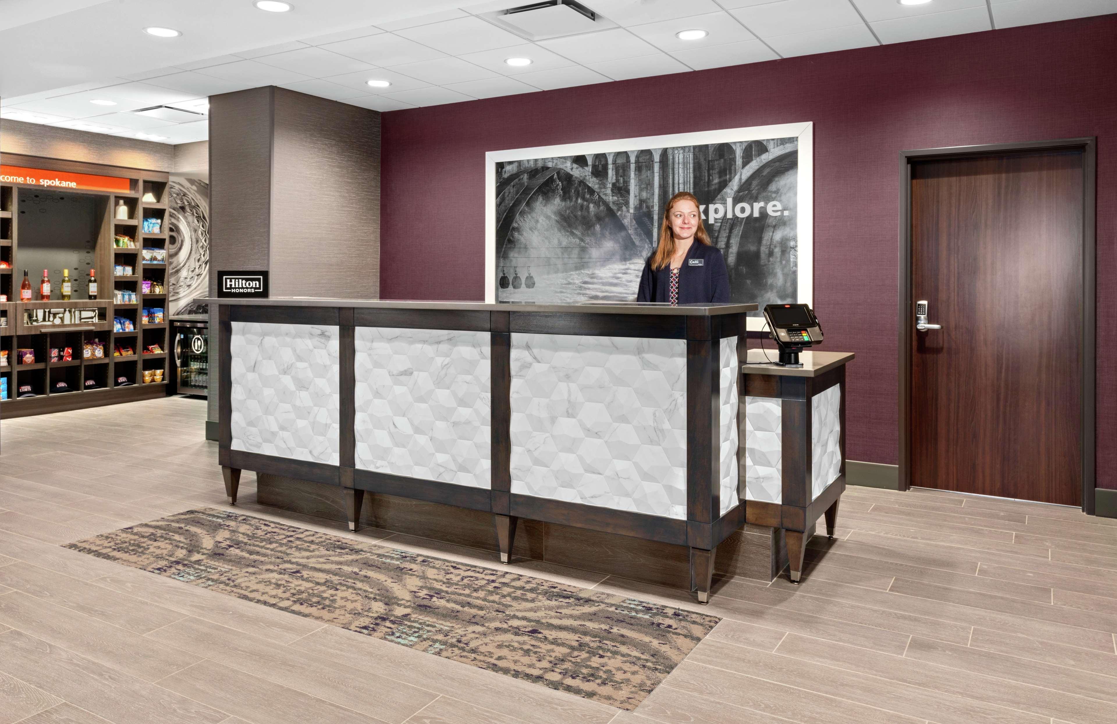 Hampton Inn & Suites Spokane Downtown-South Екстер'єр фото