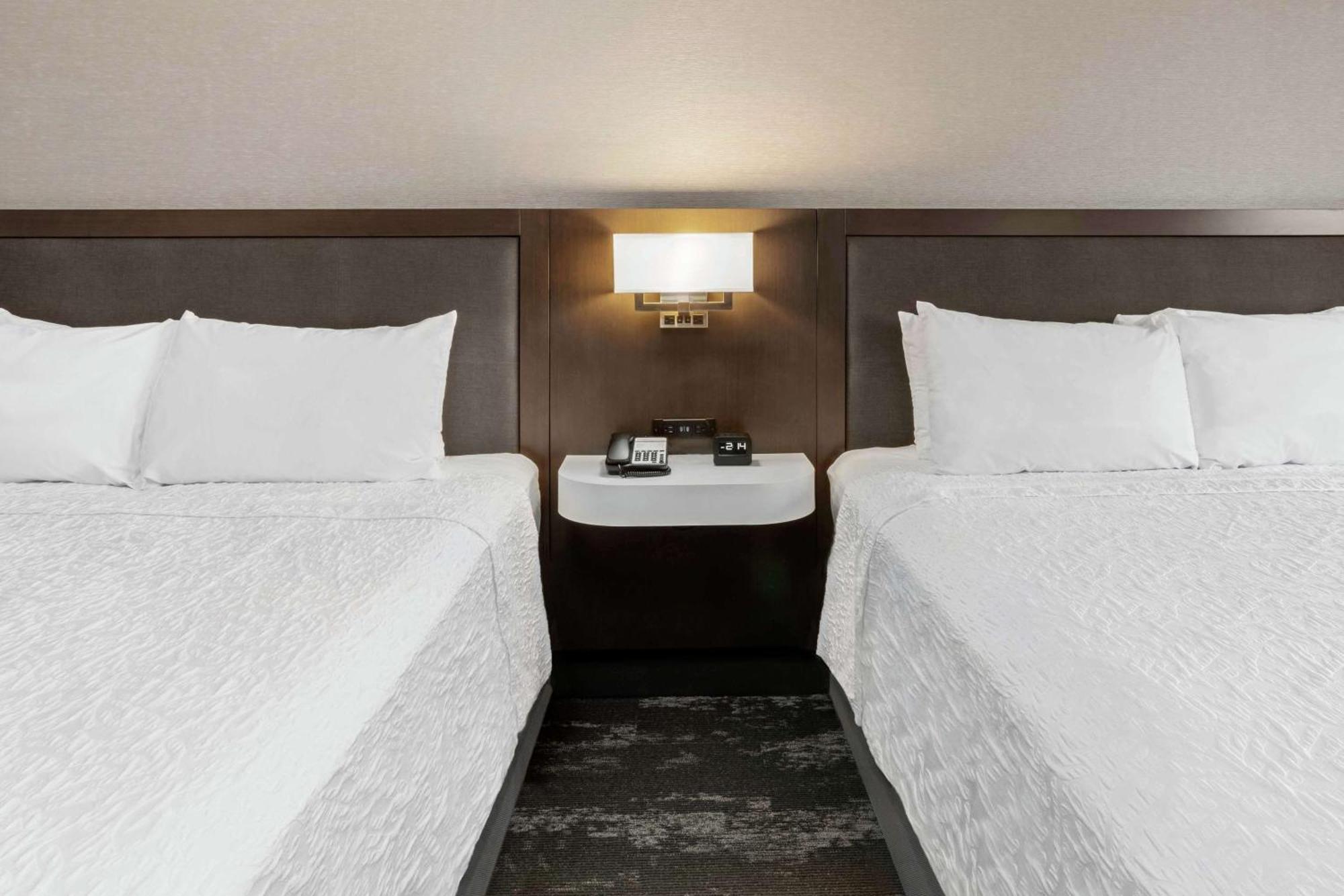 Hampton Inn & Suites Spokane Downtown-South Екстер'єр фото